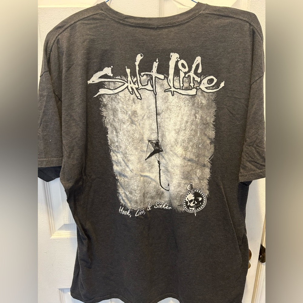 Salt Life tshirt 2xl‎